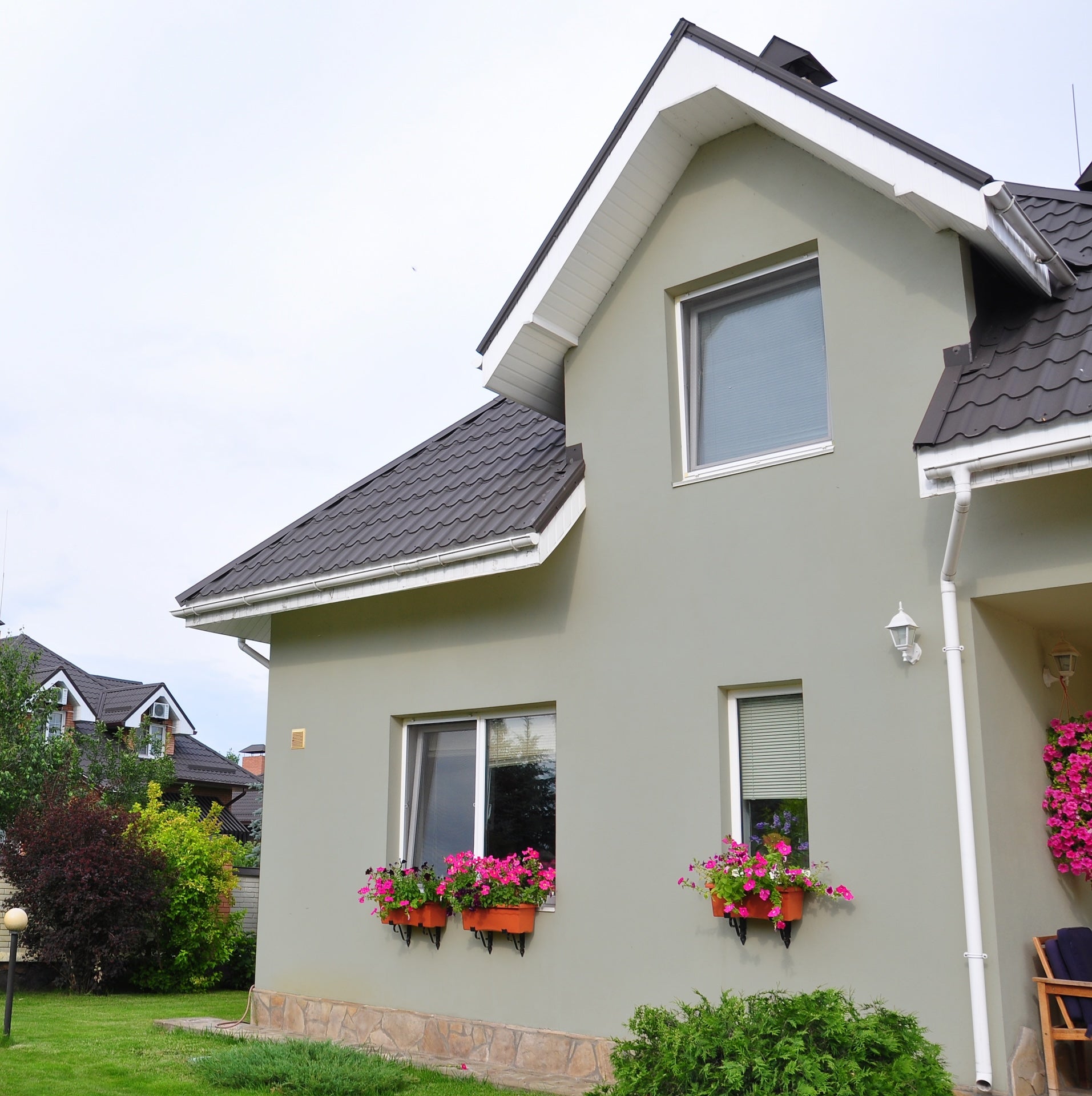 Derendo Fassadenfarbe Elefantengrau mit EXTRA Wetterschutz - 4251604913623 - Derendo